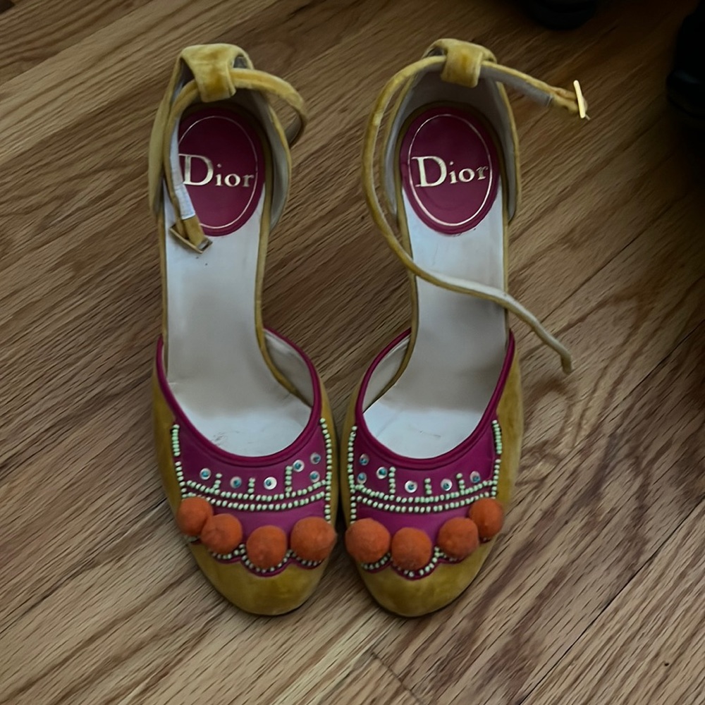 Dior